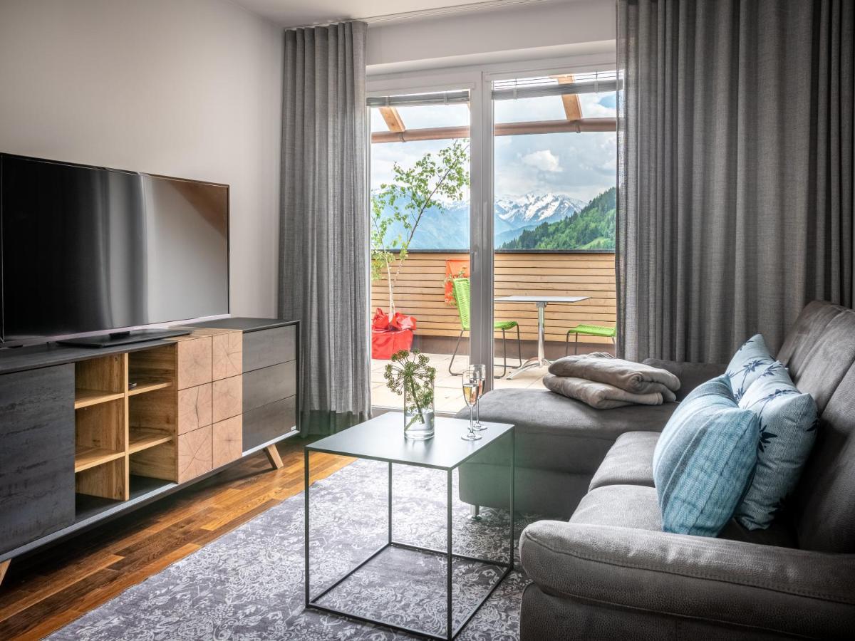Der Sonnberg Alpinlodges - Apartments Mit Seeblick, Privater Sauna Und Self Check-In 젤암제 외부 사진