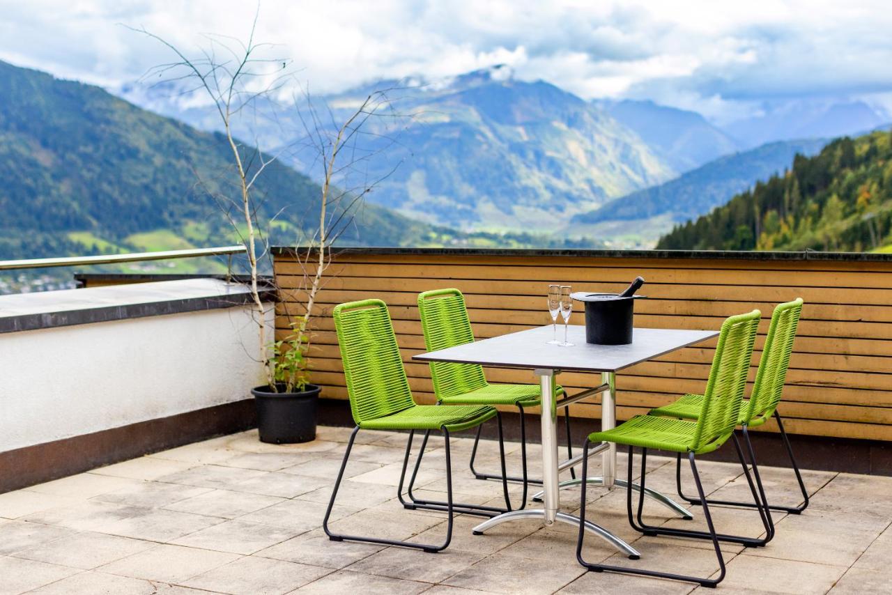 Der Sonnberg Alpinlodges - Apartments Mit Seeblick, Privater Sauna Und Self Check-In 젤암제 외부 사진