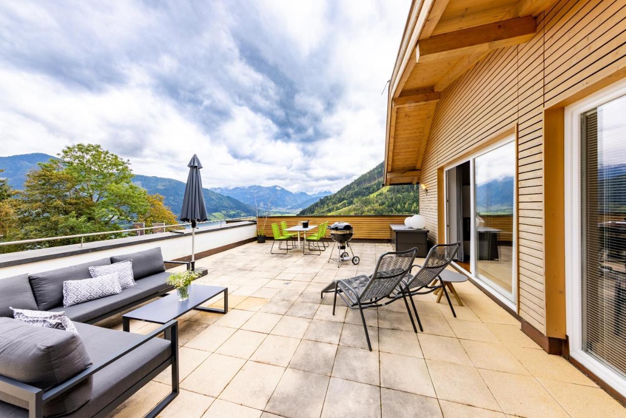 Der Sonnberg Alpinlodges - Apartments Mit Seeblick, Privater Sauna Und Self Check-In 젤암제 외부 사진