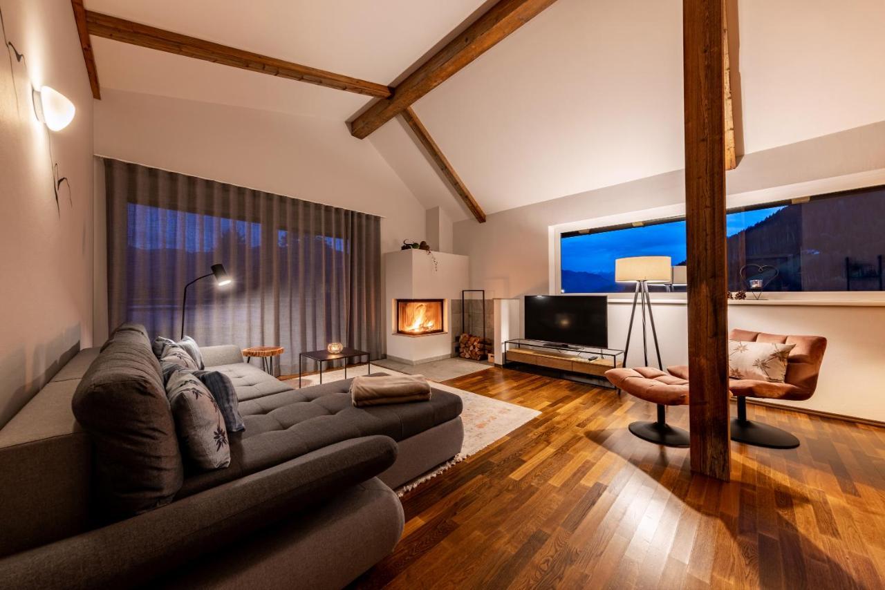 Der Sonnberg Alpinlodges - Apartments Mit Seeblick, Privater Sauna Und Self Check-In 젤암제 외부 사진