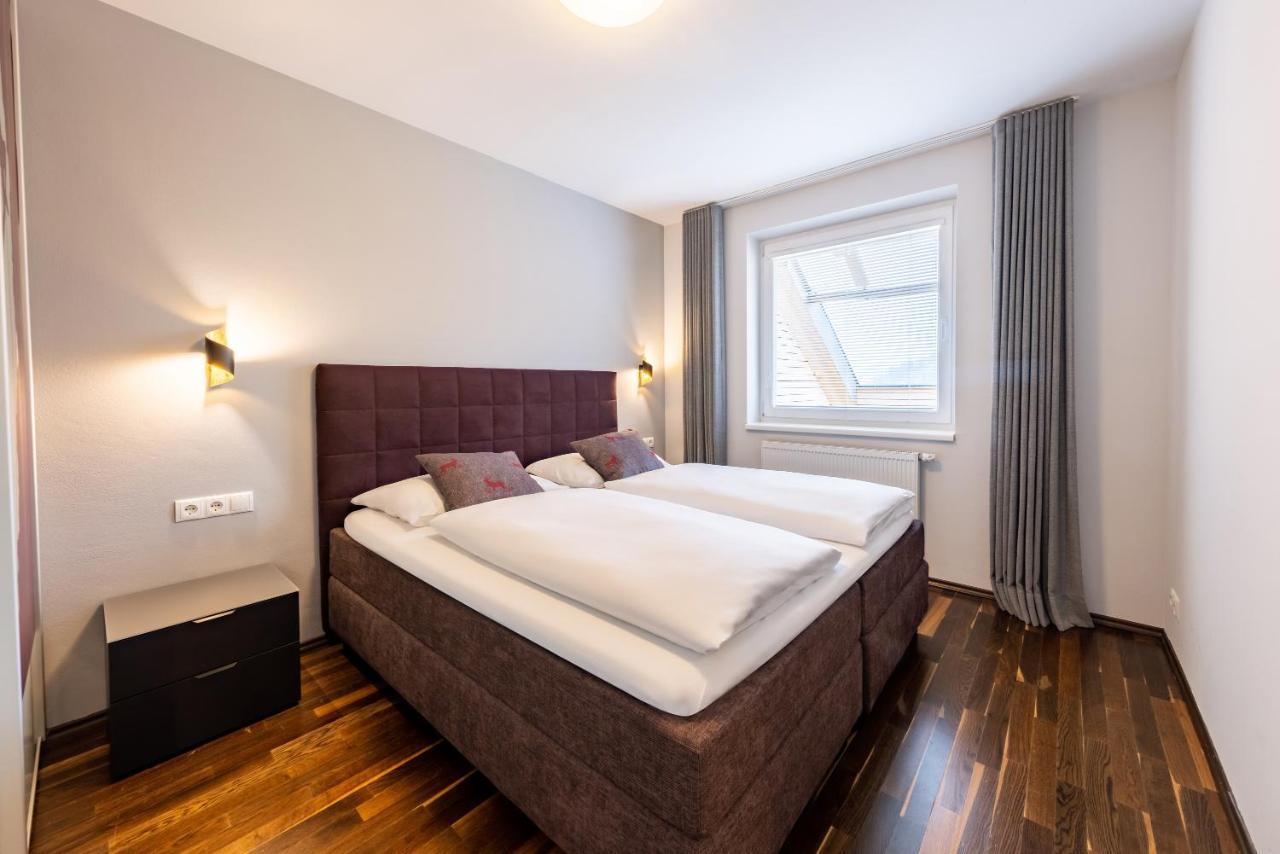 Der Sonnberg Alpinlodges - Apartments Mit Seeblick, Privater Sauna Und Self Check-In 젤암제 외부 사진
