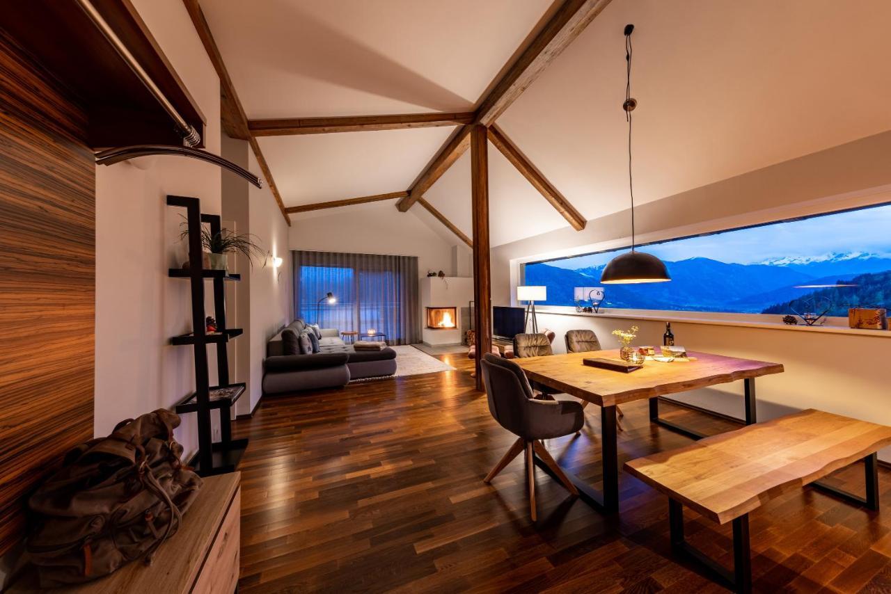 Der Sonnberg Alpinlodges - Apartments Mit Seeblick, Privater Sauna Und Self Check-In 젤암제 외부 사진